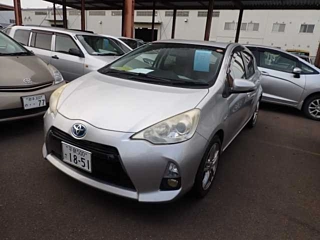 TOYOTA AQUA 2012