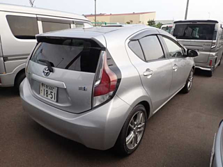 TOYOTA AQUA 2012