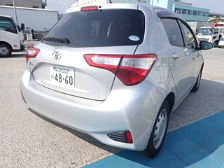 TOYOTA VITZ 2018
