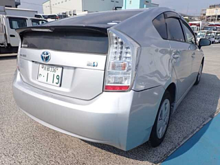 TOYOTA PRIUS 2010