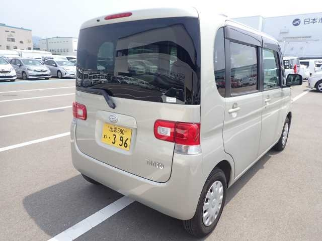 DAIHATSU TANTO 2009