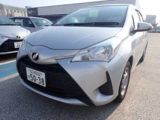 TOYOTA VITZ 2018