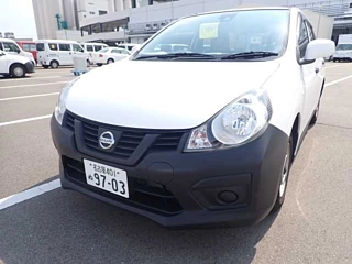 NISSAN AD 2017