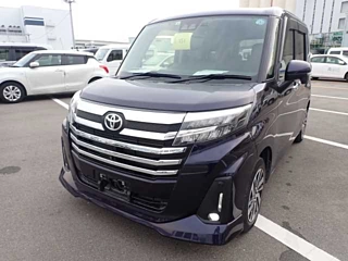TOYOTA ROOMY 2022