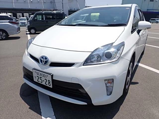 TOYOTA PRIUS 2014