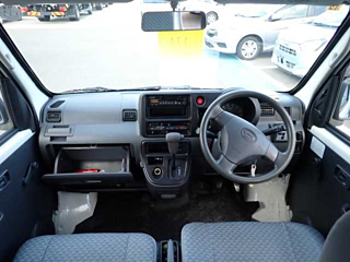 DAIHATSU HIJET VAN 2009