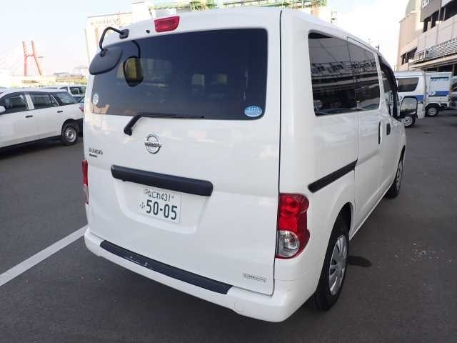 NISSAN NV200 2020