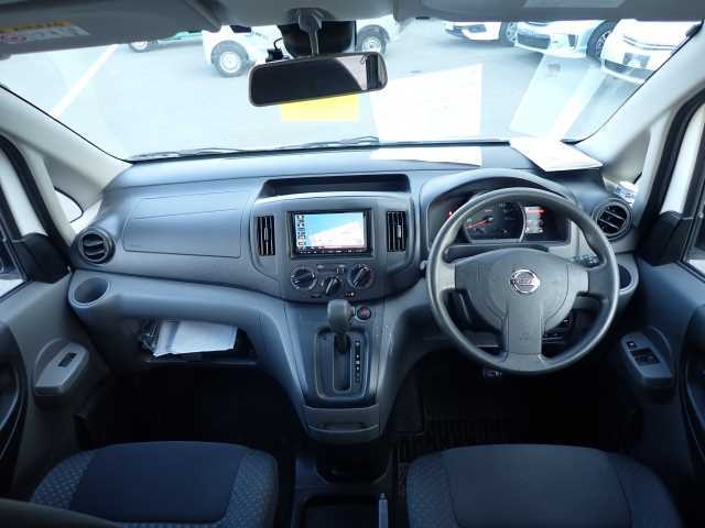 NISSAN NV200 2020