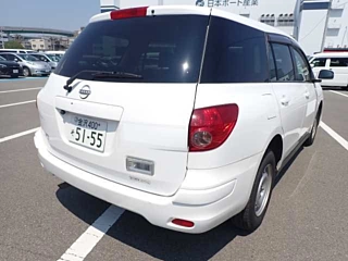 NISSAN AD 2021