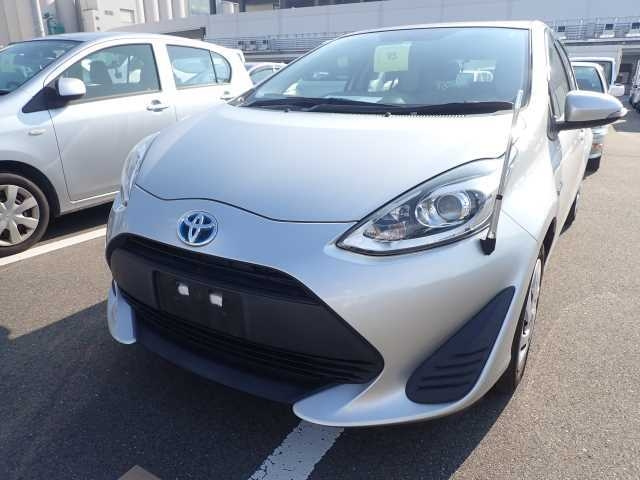 TOYOTA AQUA 2018