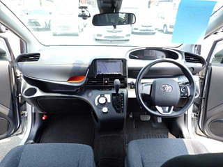 TOYOTA SIENTA 2018