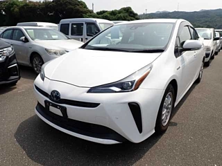 TOYOTA PRIUS 2019