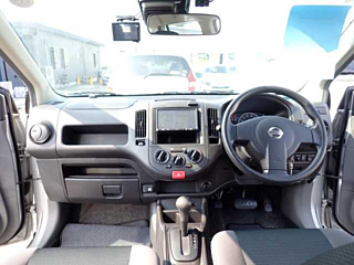 NISSAN AD 2019