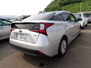 TOYOTA PRIUS 2022