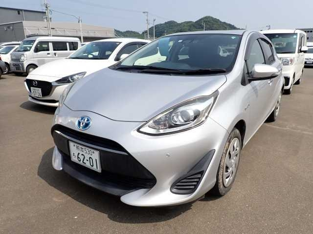 TOYOTA AQUA 2018