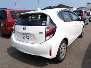 TOYOTA AQUA 2020
