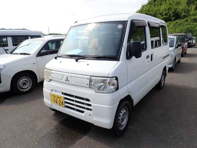 MITSUBISHI MINICAB VAN 2013