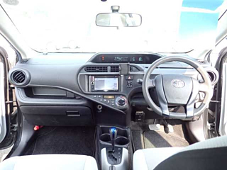 TOYOTA AQUA 2014