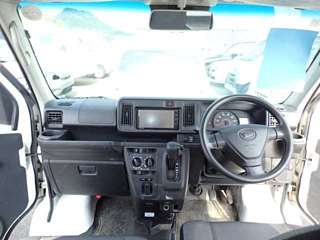 DAIHATSU HIJET VAN 2018