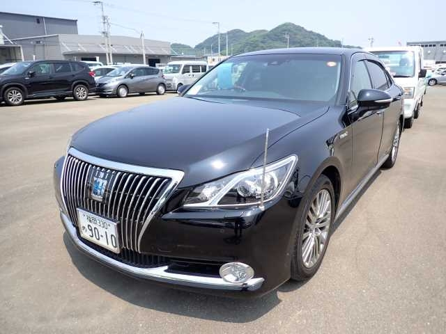 TOYOTA CROWN 2017