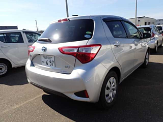 TOYOTA VITZ 2019
