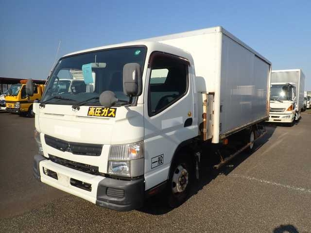 MITSUBISHI CANTER 2016