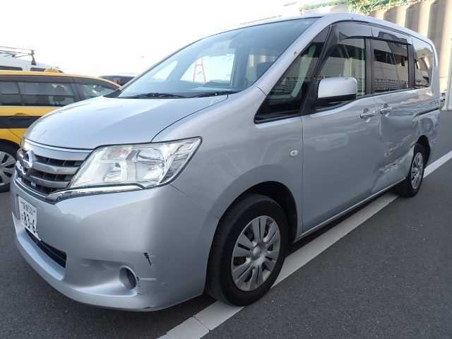 NISSAN SERENA 2012