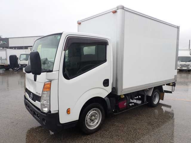 NISSAN ATLAS 2014