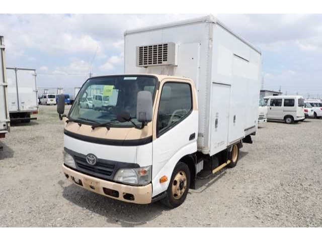 TOYOTA DYNA 2011