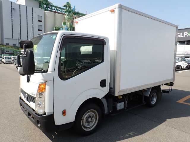 NISSAN ATLAS 2014