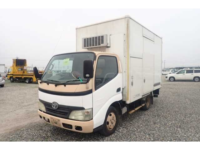 TOYOTA DYNA 2009