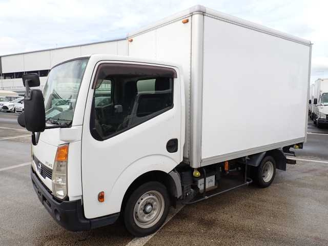 NISSAN ATLAS 2013