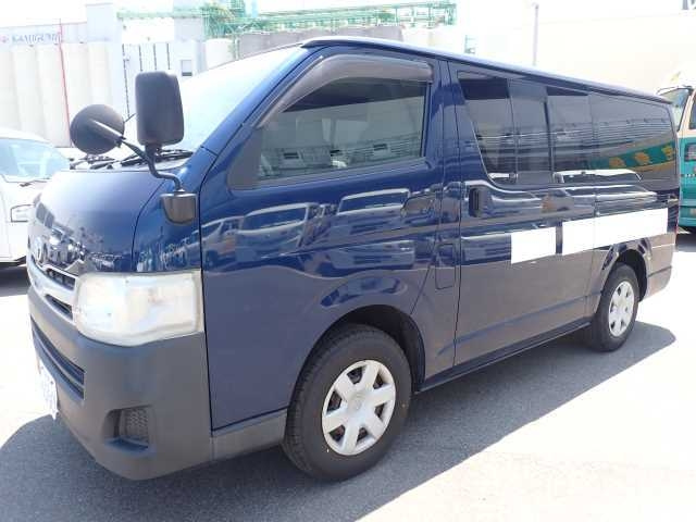 TOYOTA HIACE VAN 2012