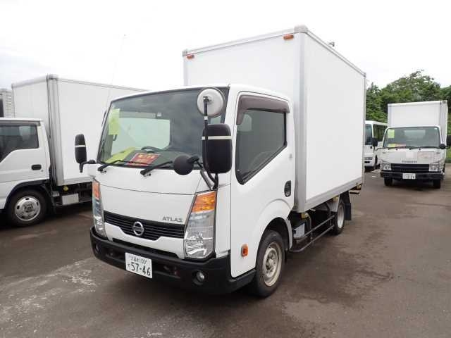 NISSAN ATLAS 2015