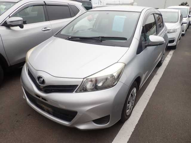 TOYOTA VITZ 2012