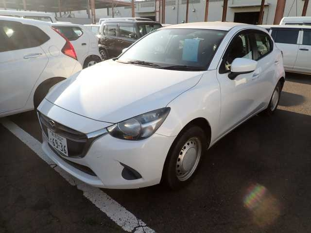 MAZDA DEMIO 2016