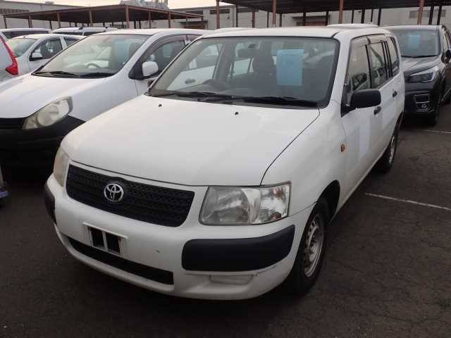 TOYOTA SUCCEED 2011