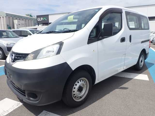 NISSAN NV200 2018