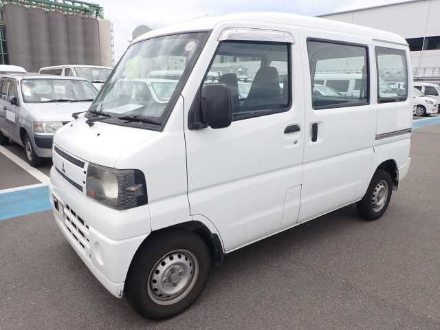 MITSUBISHI MINICAB VAN 2011