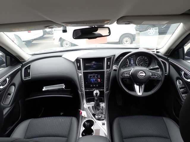 NISSAN SKYLINE 2023