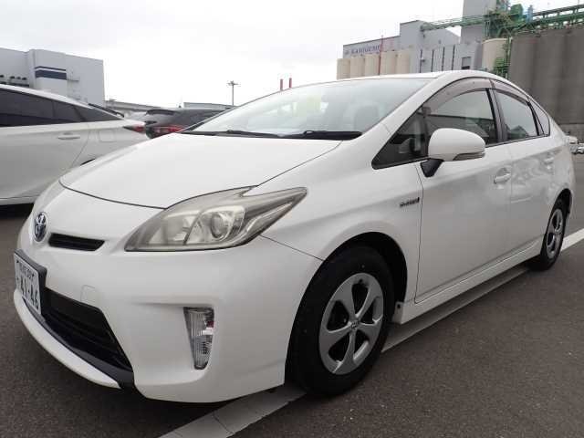 TOYOTA PRIUS 2013