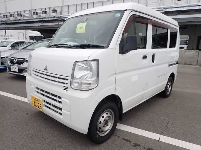 MITSUBISHI MINICAB VAN 2017