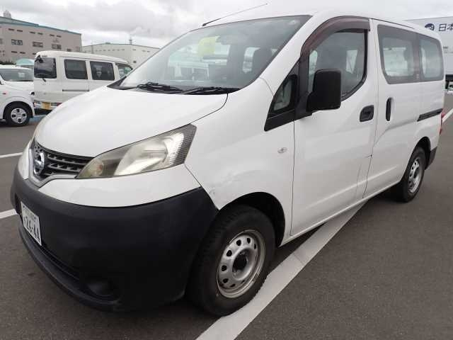 NISSAN NV200 2014