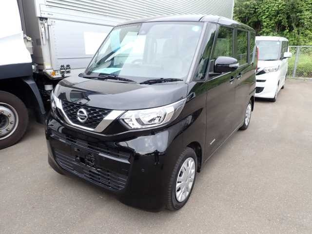 NISSAN ROOX 2021