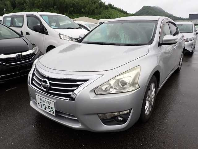 NISSAN TEANA 2015