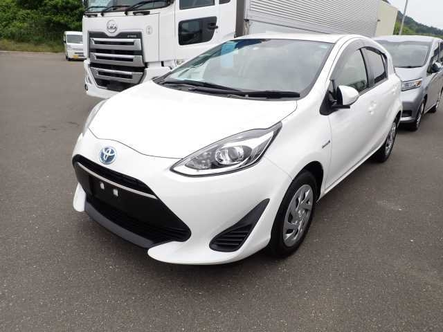 TOYOTA AQUA 2018