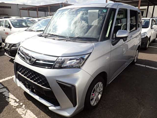 TOYOTA ROOMY 2021