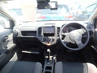 NISSAN AD 2020