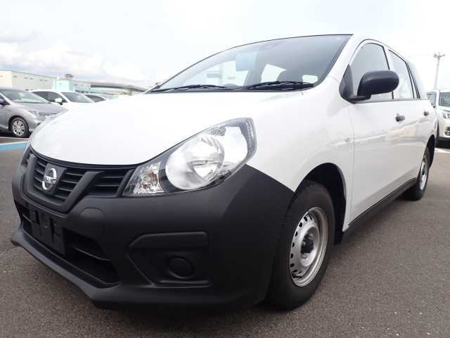 NISSAN AD 2020