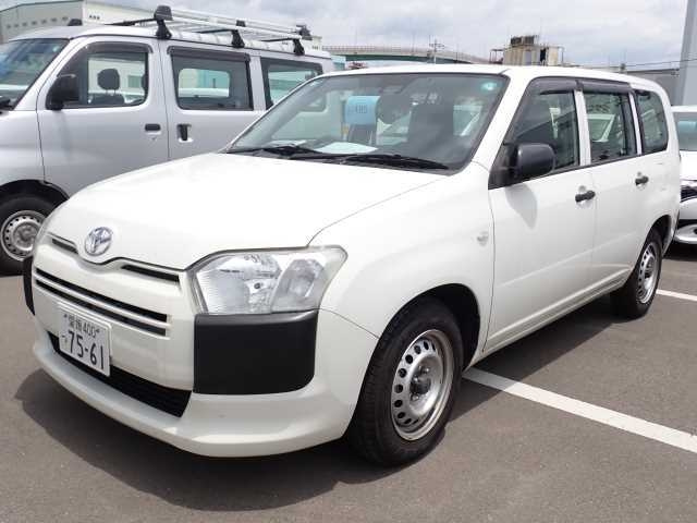 TOYOTA PROBOX 2017